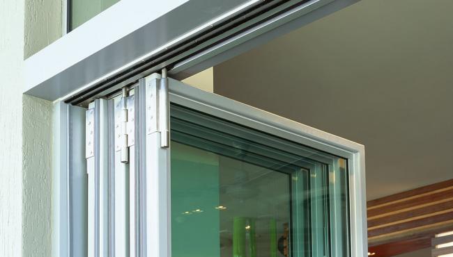 Centor E4 pivot for folding doors